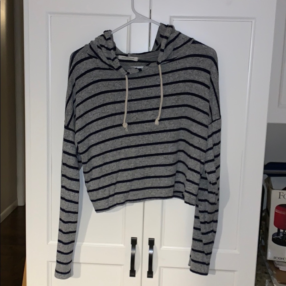 Cropped hoodie